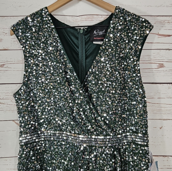 NWT Mac Duggal | Cap Sleeve Green Sequined High Slit Gown - Picture 3 of 10